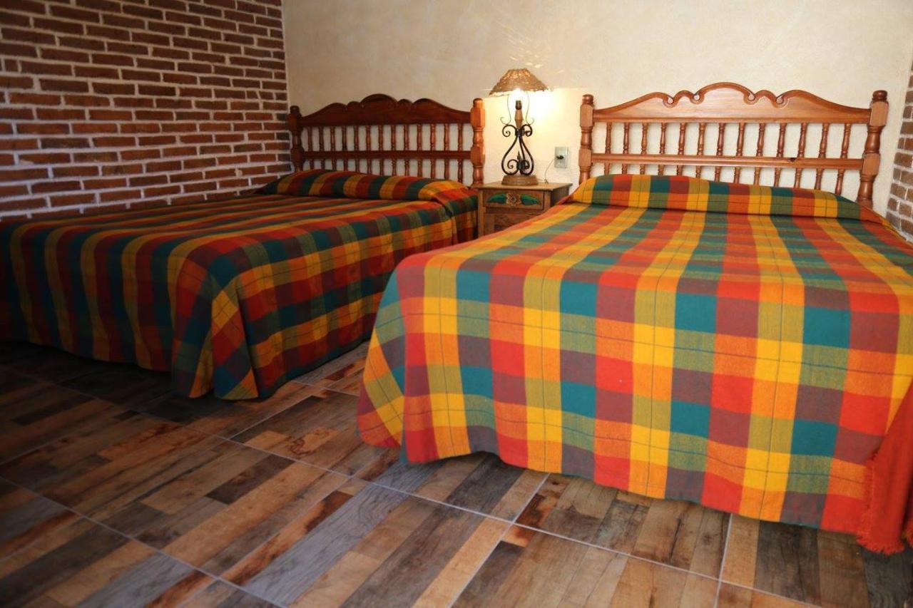 Hotel Del Carmen Tlalpujahua de Rayón Eksteriør bilde